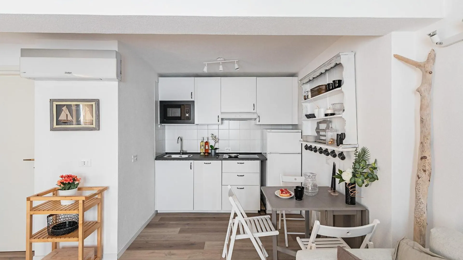 Residence San Giorgio By Wonderful Italy Toscolano Maderno 0*,  Italy