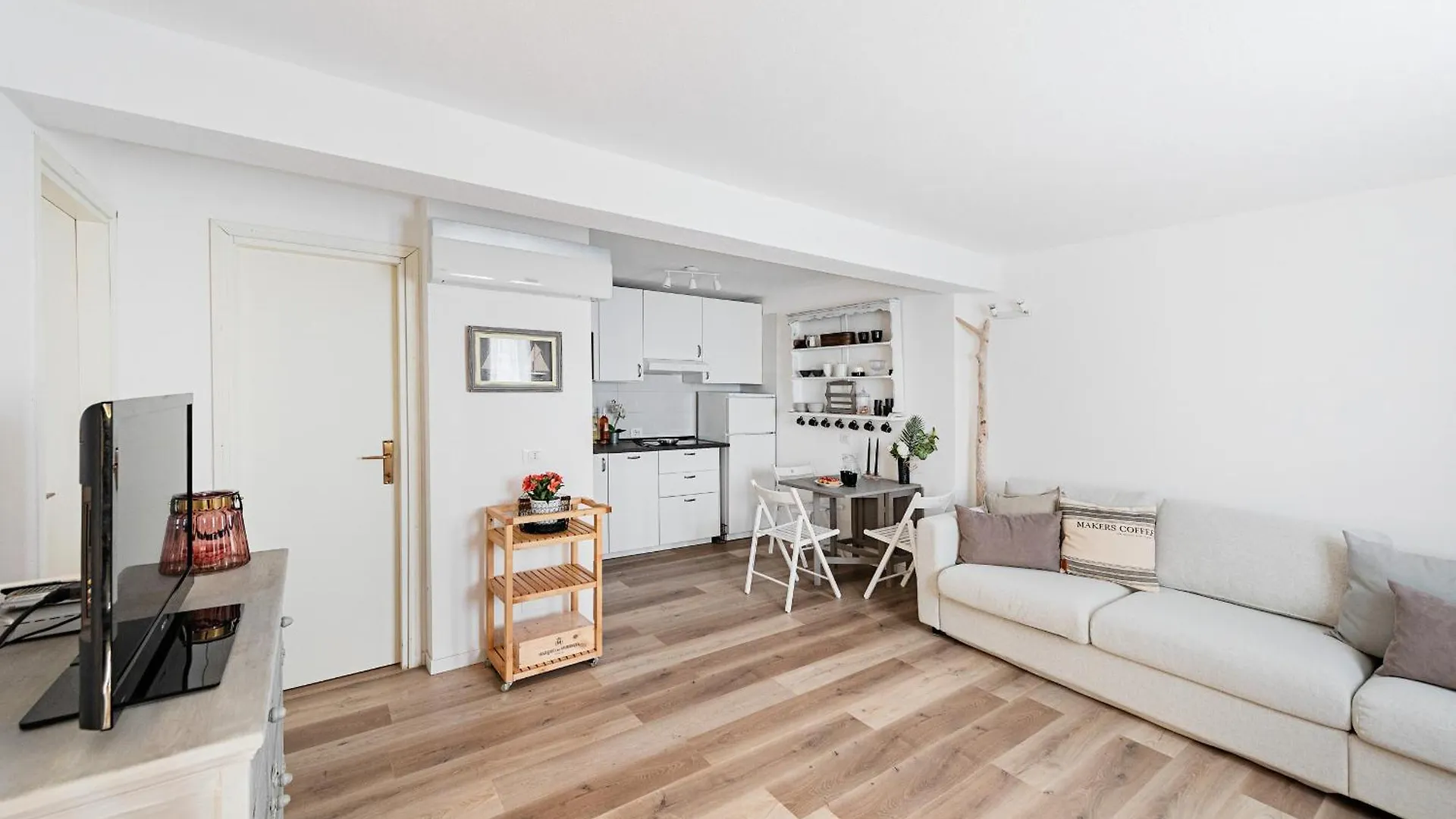 Residence San Giorgio By Wonderful Italy Toscolano Maderno Italy