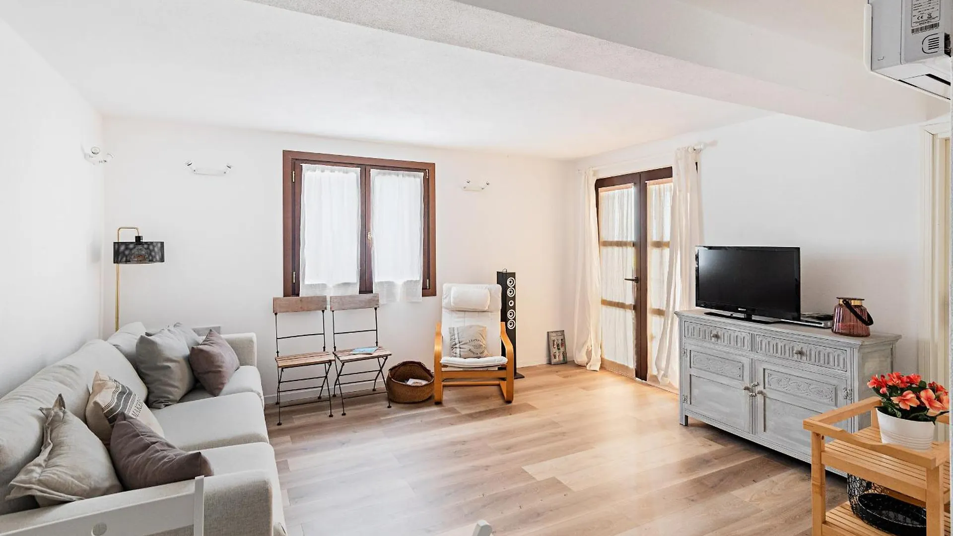 Apartment Residence San Giorgio By Wonderful Italy Toscolano Maderno Italy
